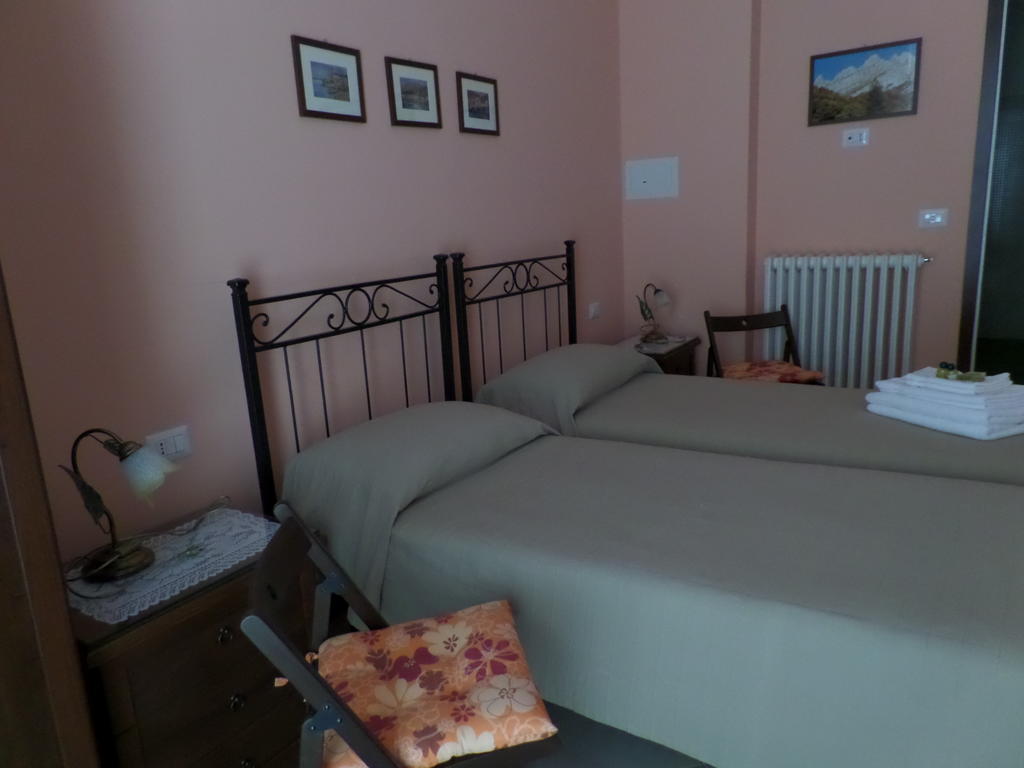 B&B Partenza Funivia レッコ 部屋 写真